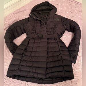 The North Face Women's Black Transverse Belted Puffer Jacket Parka S
